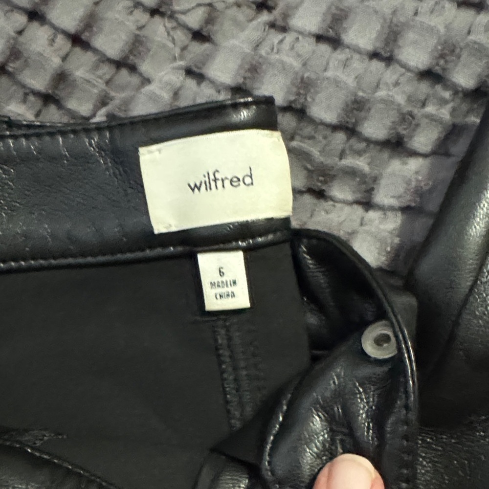 Wilfred Vegan Black Leather Straight Leg Jeans - Picture 3 of 10